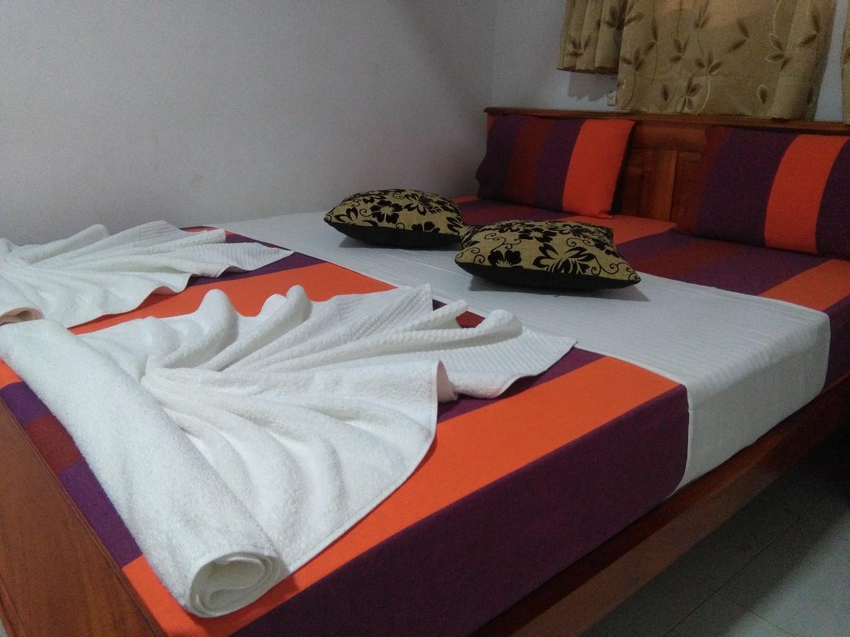 Hotel Camorich Tissamaharama Eksteriør billede
